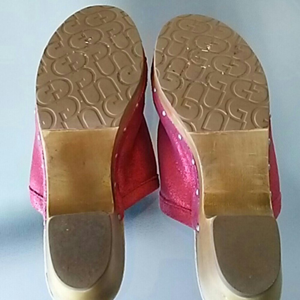 UGG Mules/Clogs - Picture 4 of 6